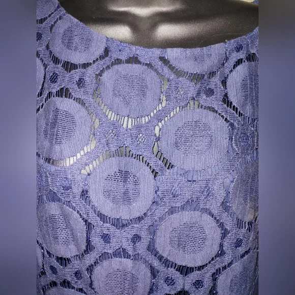 Trina Turk lined blue lace dress size 4, see through lace top - Picture 4 of 9